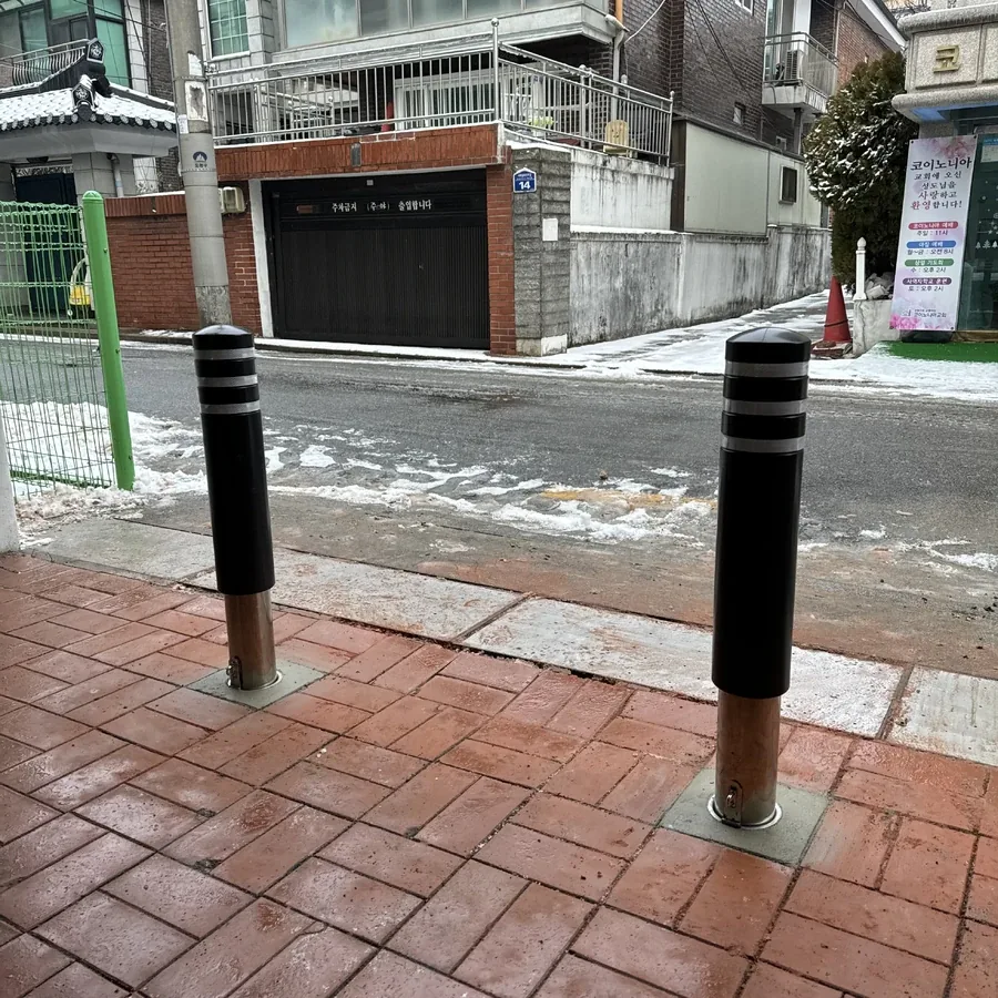 보도블록 위 주차볼라드 설치
